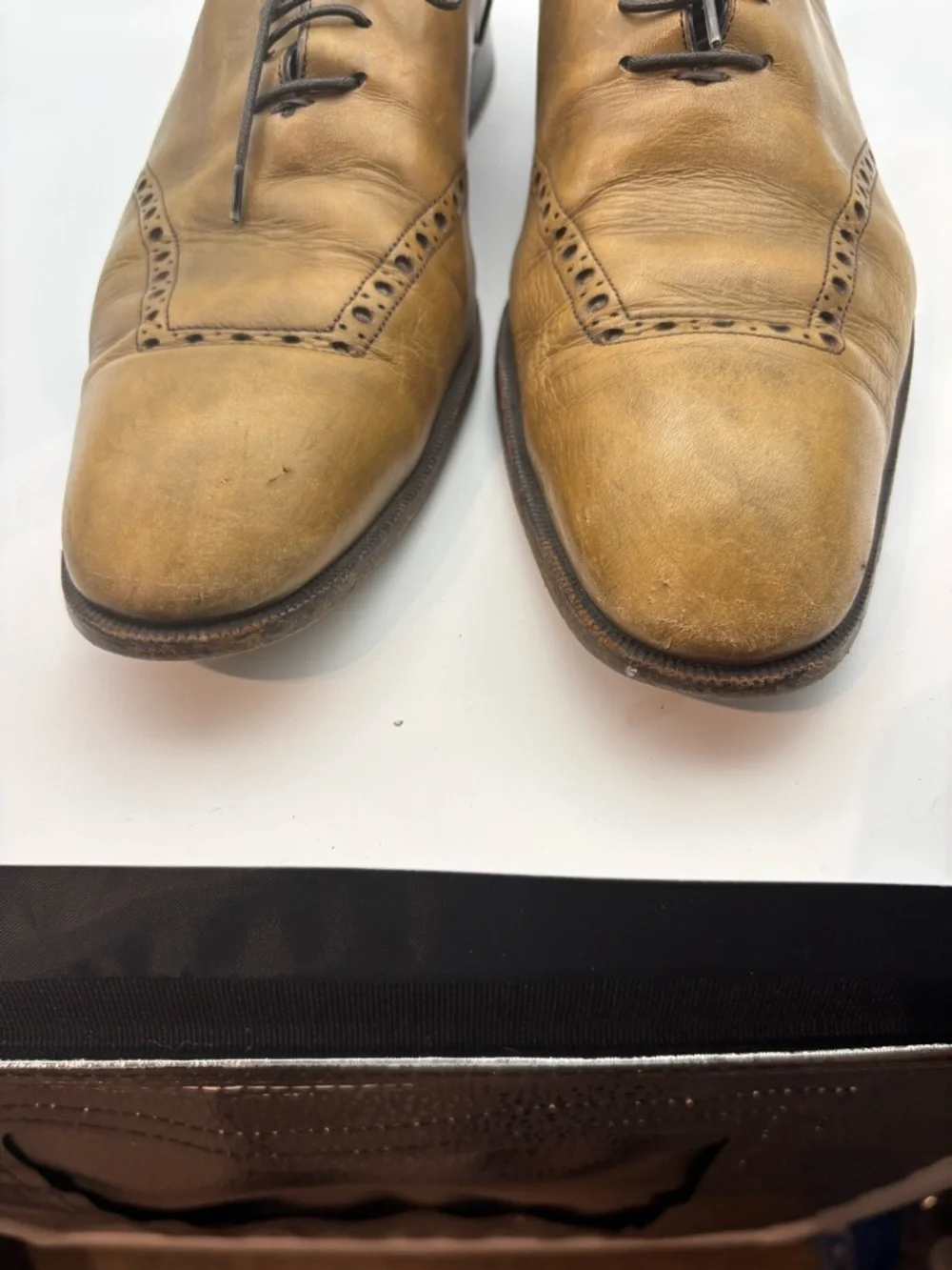 Yves Saint Laurent Men's Tan Leather Brogue Oxford Shoes